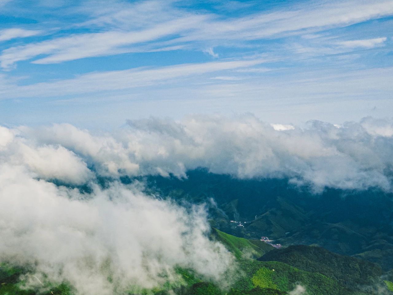 小暑·消暑丨邀一缕山间清风，为生活斟满夏的诗与梦